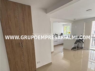 Apartamento de 2 alcobas en venta en Maria Auxiliadora, Sabaneta, 55 m² · foto 2 de 20