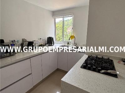 Apartamento de 2 alcobas en venta en Maria Auxiliadora, Sabaneta, 55 m² · foto 3 de 20
