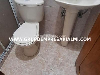 Casa de 3 alcobas en venta en Manrique, Medellín, 99 m² · foto 18 de 20