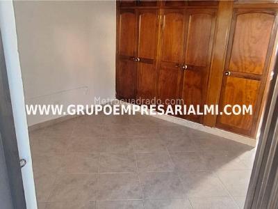 Casa de 3 alcobas en venta en Manrique, Medellín, 99 m² · foto 5 de 20
