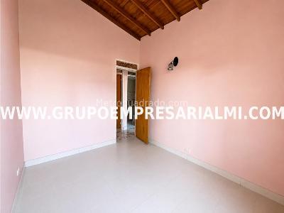 Apartamento en venta en Buenos Aires, Medellín · foto 13 de 18