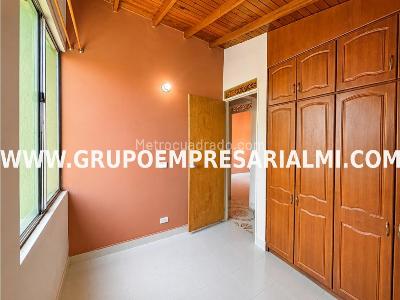 Apartamento en venta en Buenos Aires, Medellín · foto 7 de 18