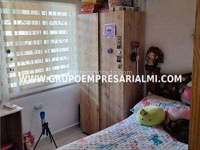 Apartamento de 2 alcobas en venta en Cabañitas, Bello, 64 m² · foto 11 de 20