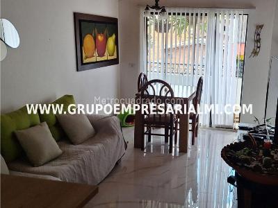 Apartamento de 2 alcobas en venta en Cabañitas, Bello, 64 m² · foto 5 de 20