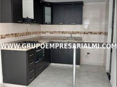 Apartamento de 3 alcobas en venta en Valerias, Bello, 58 m² · foto 8 de 20