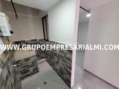 Casa de 2 alcobas en venta en San Antonio, Medellín, 73 m² · foto 13 de 18