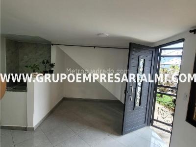 Casa de 2 alcobas en venta en San Antonio, Medellín, 73 m² · foto 14 de 18
