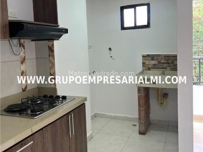 Apartamento en venta en Pedregal, Medellín · foto 2 de 19