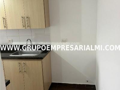 Apartamento de 3 alcobas en venta en Aves Maria, Sabaneta, 75 m² · foto 2 de 20