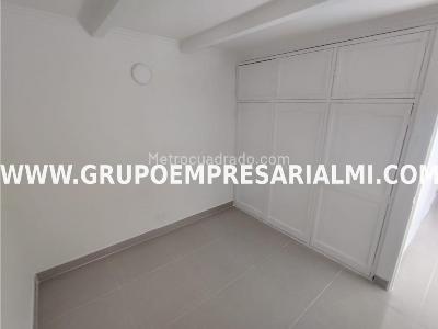 Apartamento en venta en El Chagualo, Medellín · foto 4 de 20