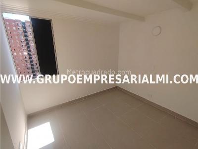 Apartamento en venta en El Chagualo, Medellín · foto 8 de 20