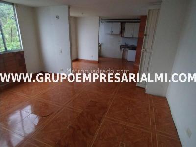 Apartamento en venta en Robledo, Medellín · foto 2 de 20