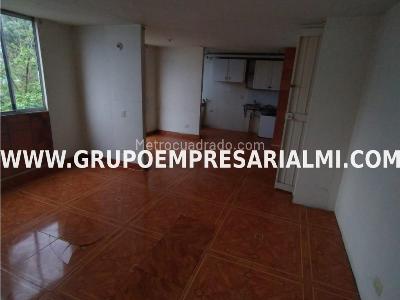 Apartamento en venta en Robledo, Medellín · foto 3 de 20