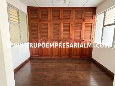 Casa de 3 alcobas en venta en Parque Principal, Rionegro, 126 m² · foto 14 de 20