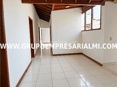 Casa de 5 alcobas en venta en Prado Centro, Medellín, 137 m² · foto 18 de 20