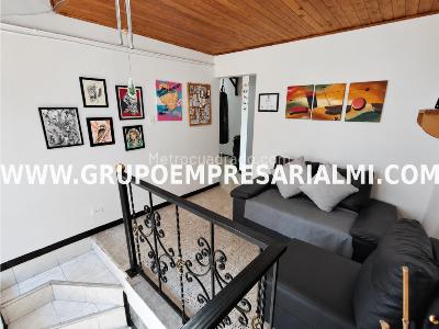 Casa de 3 alcobas en venta en Buenos Aires, Medellín, 36 m² · foto 3 de 20