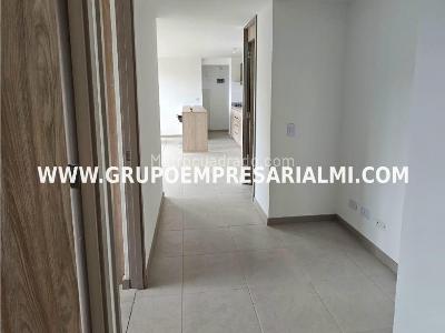Apartamento de 3 alcobas en arriendo en Vallejuelos, Envigado, 70 m² · foto 3 de 20