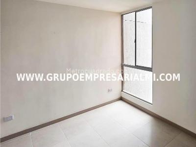 Apartamento de 3 alcobas en arriendo en Vallejuelos, Envigado, 70 m² · foto 7 de 20