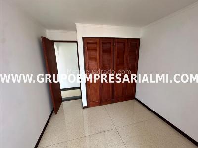 Apartamento en venta en El Poblado, Medellín · foto 5 de 20