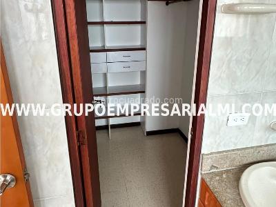 Apartamento en venta en El Poblado, Medellín · foto 7 de 20