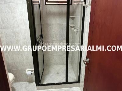 Apartamento en venta en El Poblado, Medellín · foto 10 de 20