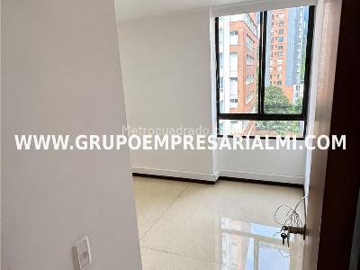 Apartamento en venta en El Poblado, Medellín · foto 15 de 20