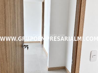 Apartamento de 2 alcobas en venta en San Jose, Sabaneta, 89 m² · foto 5 de 20