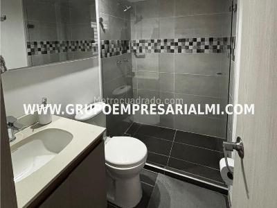 Apartamento de 3 alcobas en venta en Alicate, Itagüí, 59 m² · foto 8 de 12