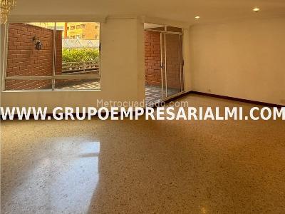 Apartamento de 3 alcobas en venta en Patio Bonito, Medellín, 184 m² · foto 5 de 20