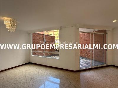 Apartamento de 3 alcobas en venta en Patio Bonito, Medellín, 184 m² · foto 7 de 20