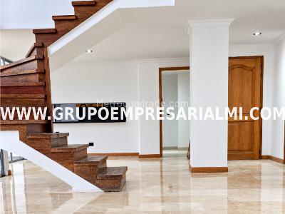 Apartamento de 4 alcobas en venta en Laureles, Medellín, 225 m² · foto 11 de 20