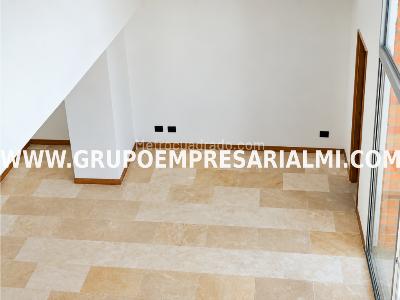 Apartamento de 4 alcobas en venta en Laureles, Medellín, 225 m² · foto 12 de 20