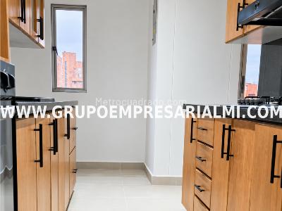 Apartamento de 4 alcobas en venta en Laureles, Medellín, 225 m² · foto 6 de 20