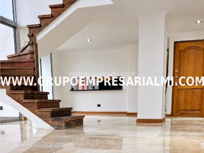 Apartamento de 4 alcobas en venta en Laureles, Medellín, 225 m² · foto 7 de 20