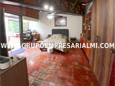 Apartamento de 3 alcobas en venta en El Poblado, Medellín, 157 m² · foto 15 de 20