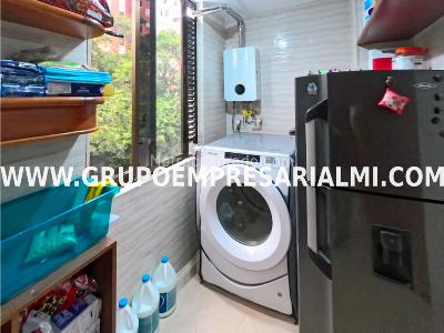 Apartamento de 3 alcobas en venta en El Poblado, Medellín, 157 m² · foto 19 de 20