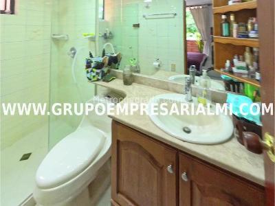 Apartamento de 3 alcobas en venta en El Poblado, Medellín, 157 m² · foto 20 de 20