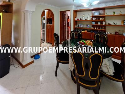 Apartamento de 3 alcobas en venta en El Poblado, Medellín, 157 m² · foto 8 de 20