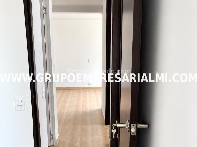 Apartamento de 3 alcobas en venta en Robledo, Medellín, 47 m² · foto 4 de 20