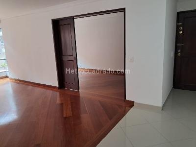 Apartamento en venta en Pasadena, Bogotá · foto 2 de 10