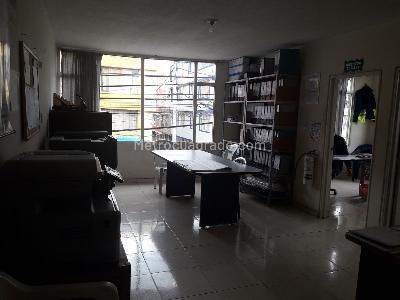 Casa de 5 alcobas en venta en Bosa Centro, Bogotá, 216 m² · foto 4 de 12