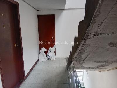 Casa de 5 alcobas en venta en Trinidad Galan, Bogotá, 369 m² · foto 13 de 16