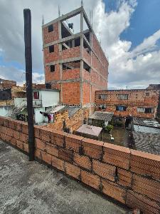 Casa de 5 alcobas en venta en Trinidad Galan, Bogotá, 369 m² · foto 14 de 16