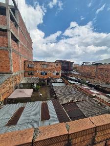 Casa de 5 alcobas en venta en Trinidad Galan, Bogotá, 369 m² · foto 8 de 16