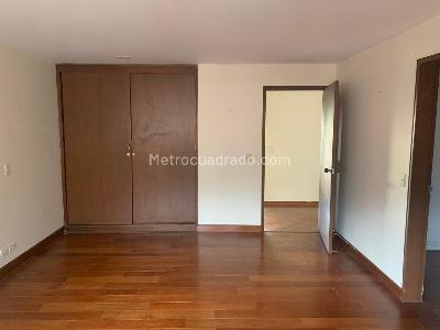 Apartamento en venta en Los Rosales, Bogotá · foto 11 de 18
