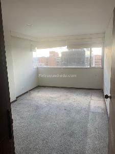 Apartamento en venta en Los Rosales, Bogotá · foto 12 de 18