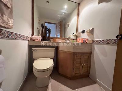 Apartamento de 3 alcobas en venta en La Carolina, Bogotá, 178 m² · foto 6 de 20