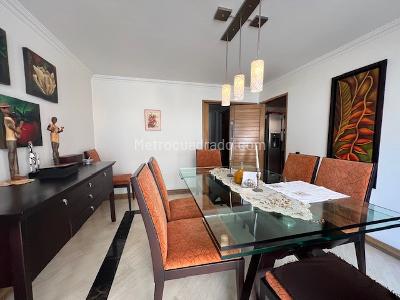 Apartamento de 3 alcobas en venta en La Carolina, Bogotá, 178 m² · foto 9 de 20