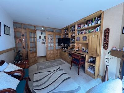 Apartamento de 3 alcobas en venta en La Carolina, Bogotá, 178 m² · foto 17 de 20