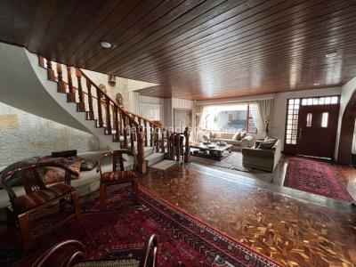 Casa en venta en Santa Barbara, Bogotá · foto 8 de 20